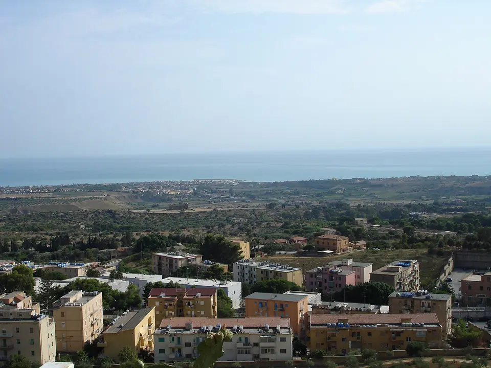 Agrigento och landskapet mot havet