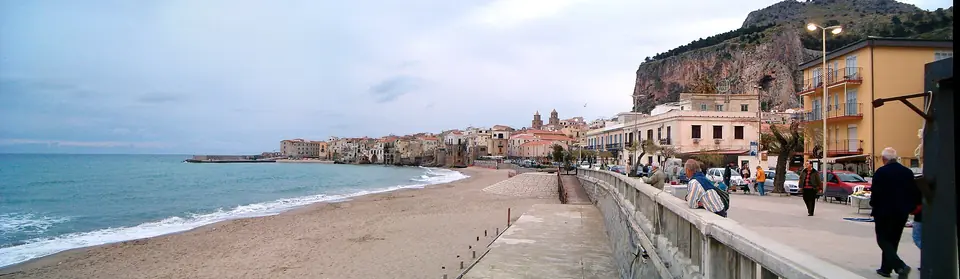 Strandpromenaden i Cefalù