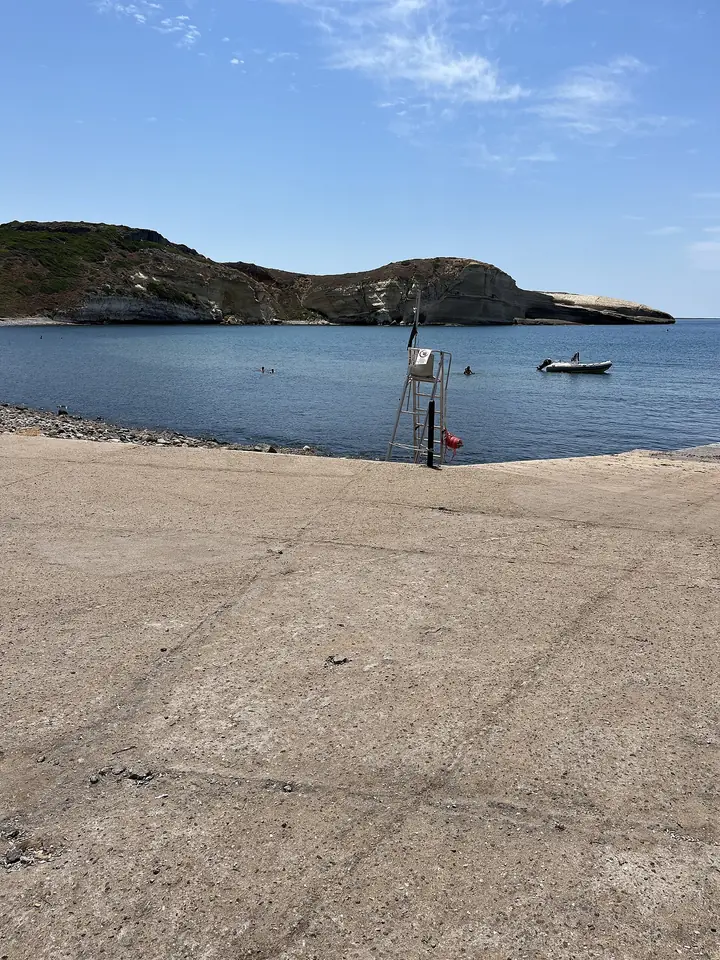 En badvaktspost vid Santa Caterina di Pittinuri på Sardinien – illustrationsfoto utanför Sicilien.