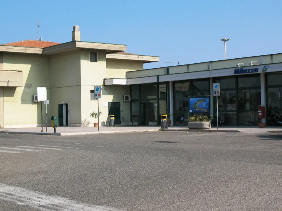 Järnvägsstationen i Milazzo